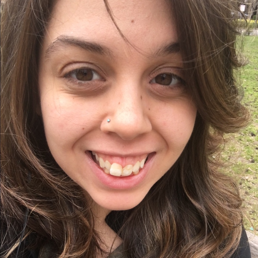 Meet your Posher, Elizabeth